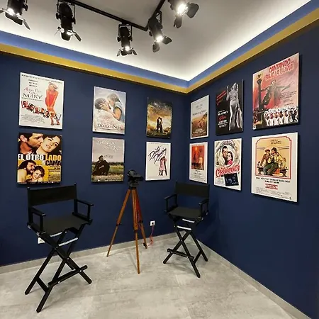Paula Films Collection 2* מרידה